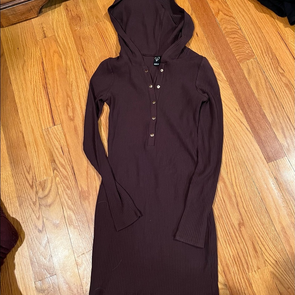 Windsor Slim Fit Long Top